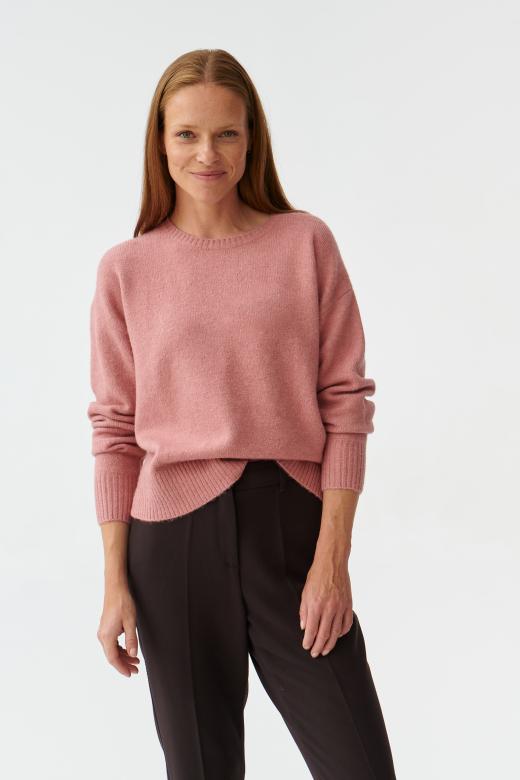 COMFORTABLE LADIES’ SWEATER KOBRO 1