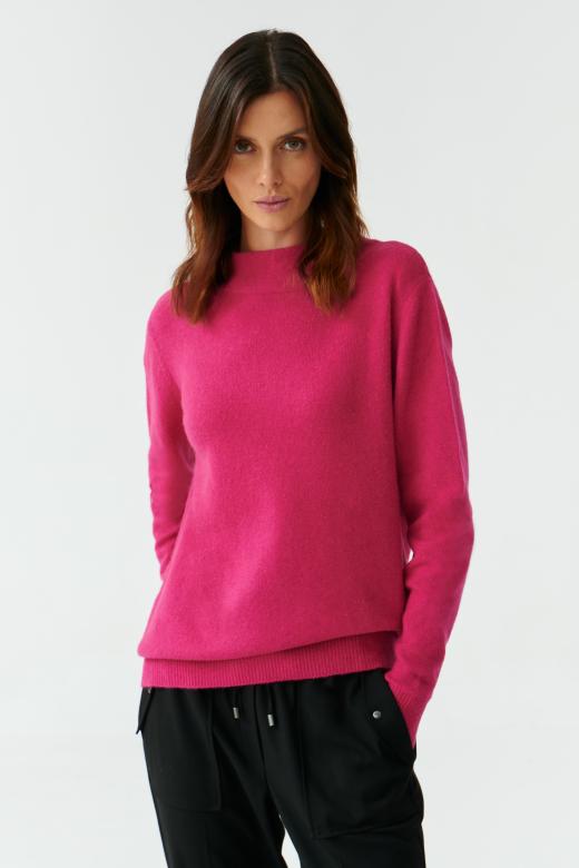 LOOSE LADIES’ SWEATER WITH A HALF TURTLENECK KUBIKO