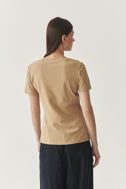 PRZEWIEWNY T-SHIRT Z BAWEŁNĄ I MODALEM - LISA