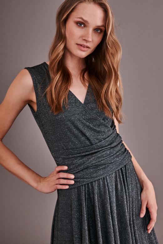 ELEGANCKA SUKIENKA BEZ RĘKAWÓW DONNA 1